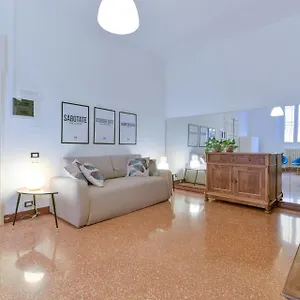  Appartamento Mono Saragozza